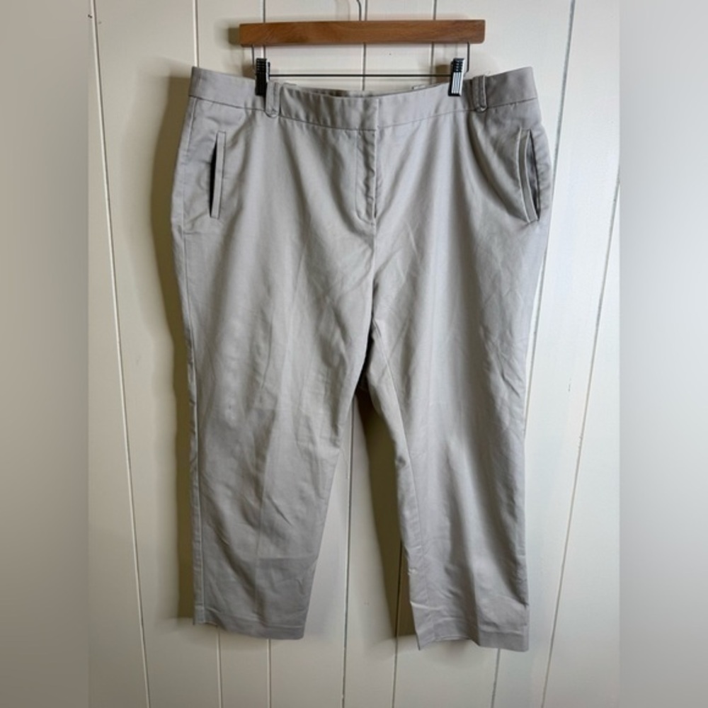 Charter Club Classic Fit Capri Pants 20W